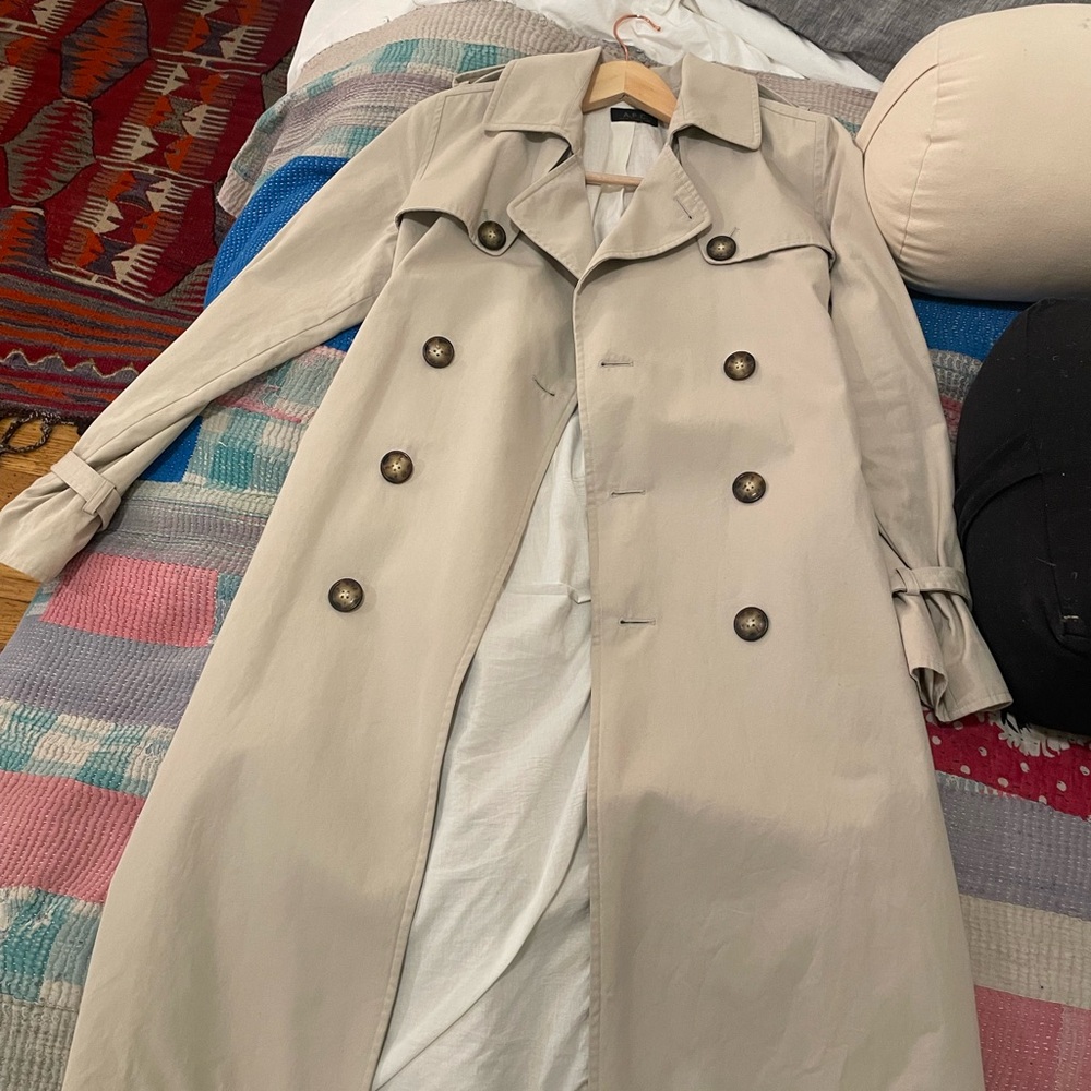 A.P.C. Classic cotton trench in good condition.